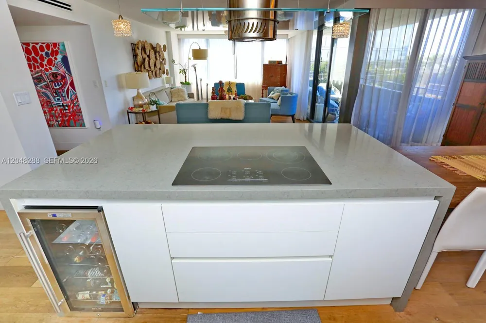 9660 W Bay Harbor Dr #5A Bay Harbor Islands, FL 33154