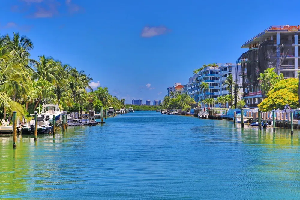 9660 W Bay Harbor Dr #5A Bay Harbor Islands, FL 33154
