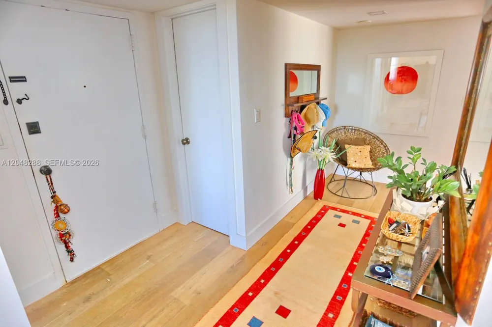 9660 W Bay Harbor Dr #5A Bay Harbor Islands, FL 33154