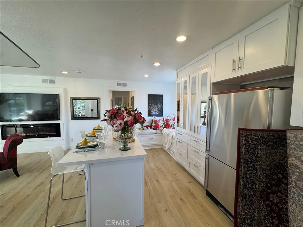 8514 E Baker Hill Road #B Orange, CA 92869