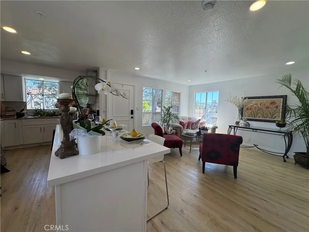 8514 E Baker Hill Road #B Orange, CA 92869