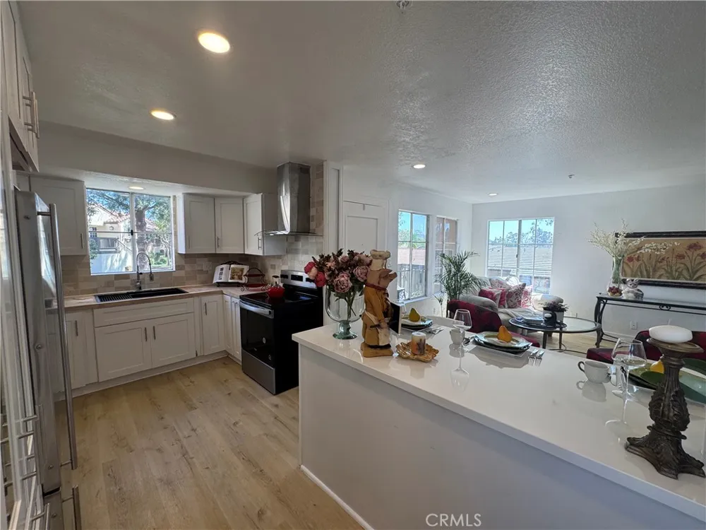 8514 E Baker Hill Road #B Orange, CA 92869