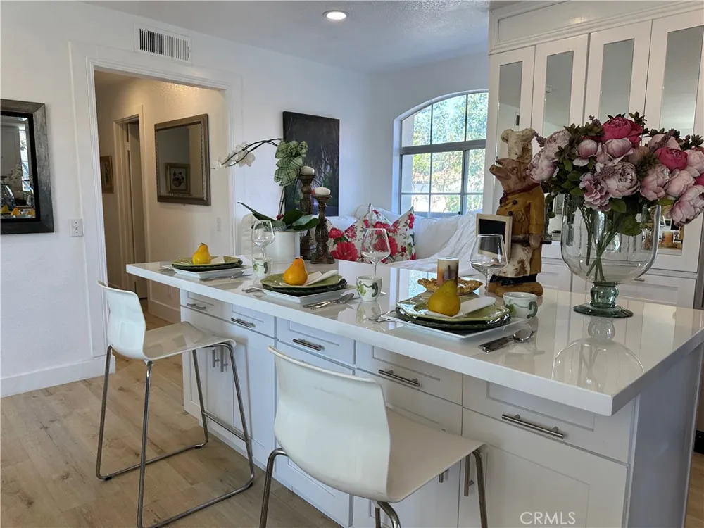 8514 E Baker Hill Road #B Orange, CA 92869