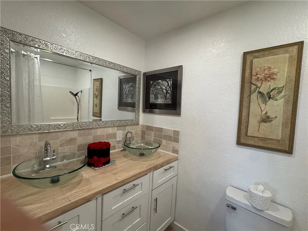 8514 E Baker Hill Road #B Orange, CA 92869