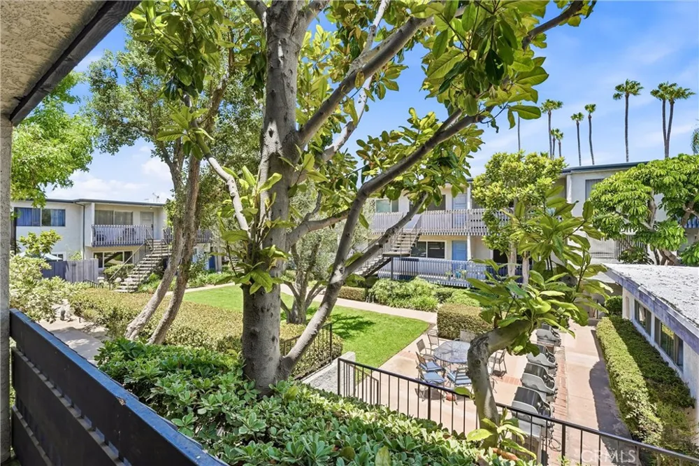 25930 Narbonne #137 Lomita, CA 90717