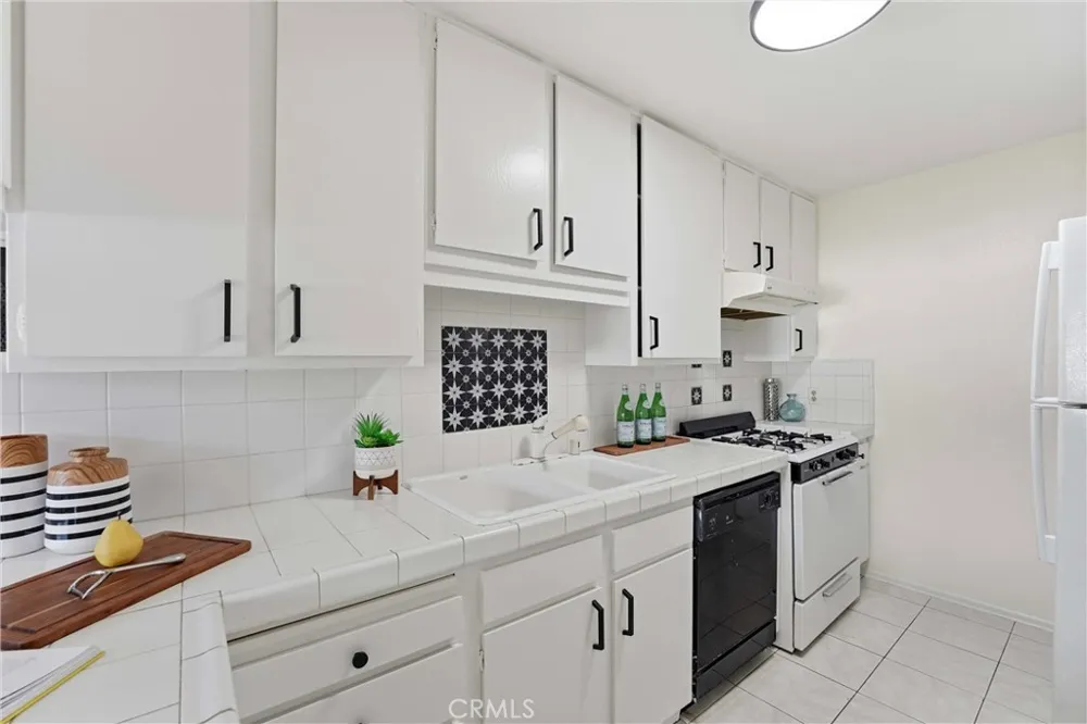 25930 Narbonne #137 Lomita, CA 90717