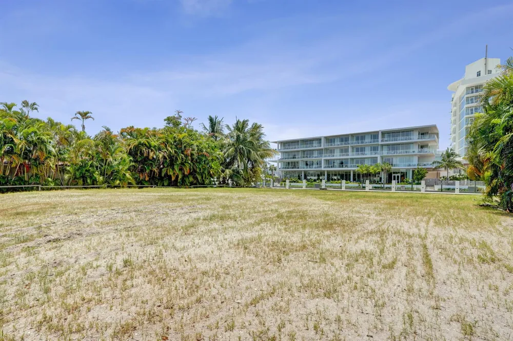 2552 Mercedes Drive Fort Lauderdale, FL 33316