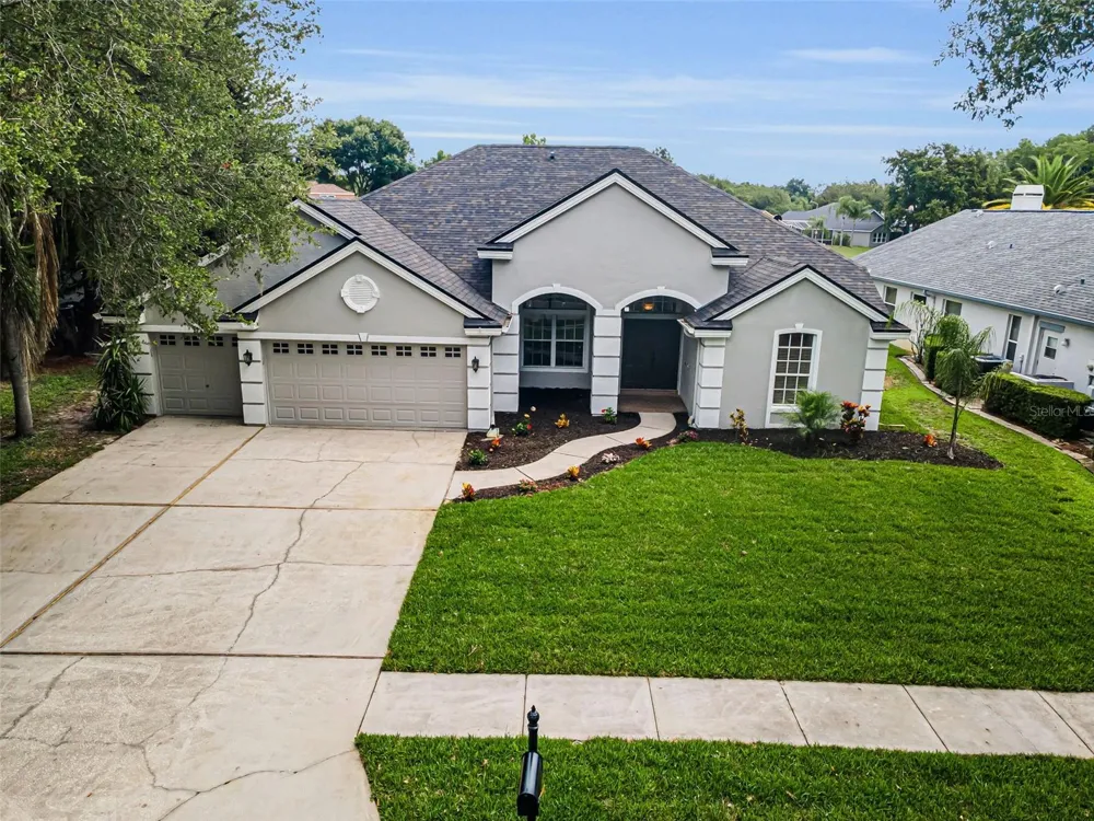 4084 LIGUSTRUM DRIVE Palm Harbor, FL 34685