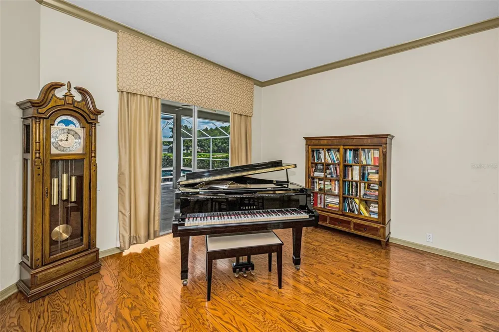 4084 LIGUSTRUM DRIVE Palm Harbor, FL 34685