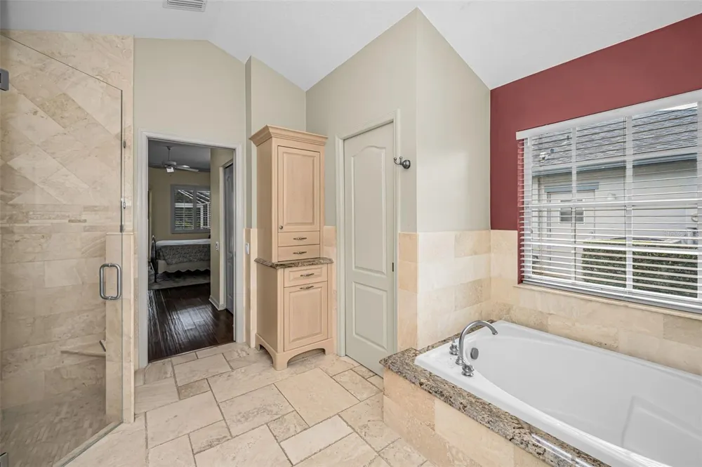 4084 LIGUSTRUM DRIVE Palm Harbor, FL 34685