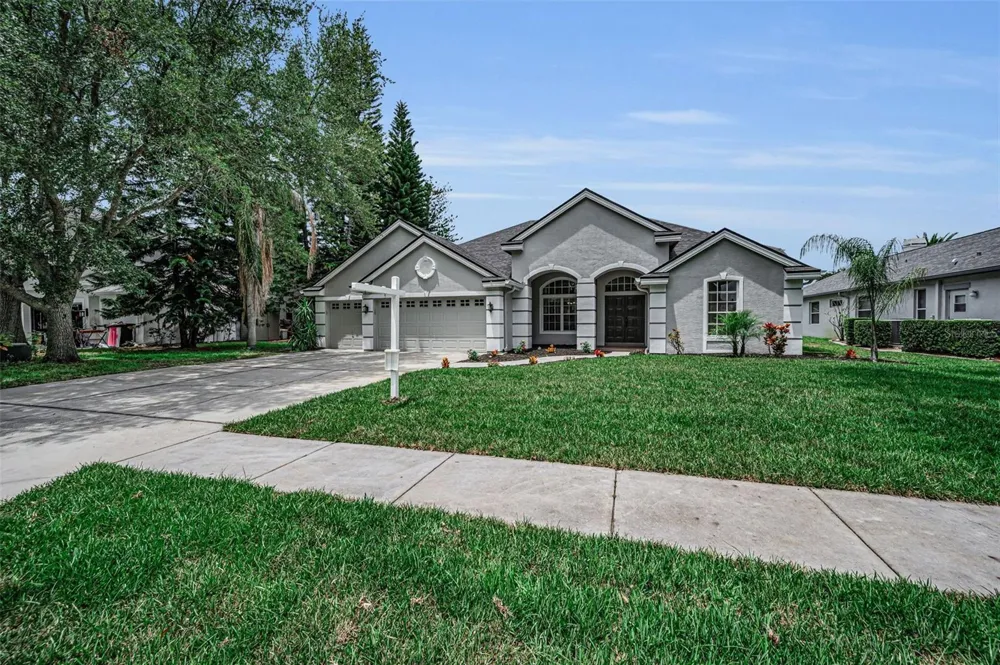 4084 LIGUSTRUM DRIVE Palm Harbor, FL 34685