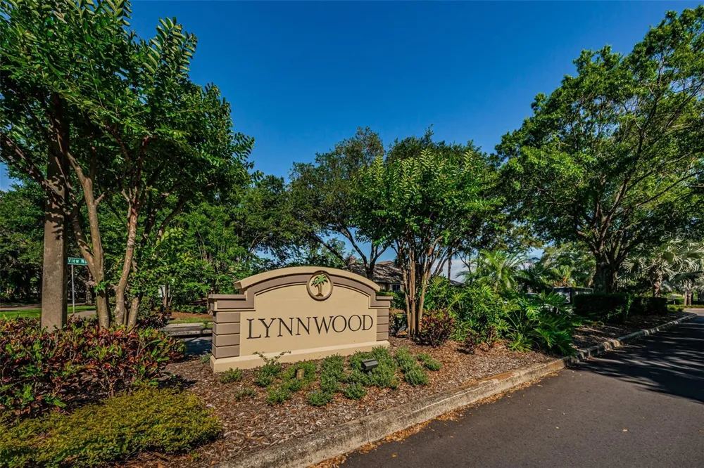 4084 LIGUSTRUM DRIVE Palm Harbor, FL 34685