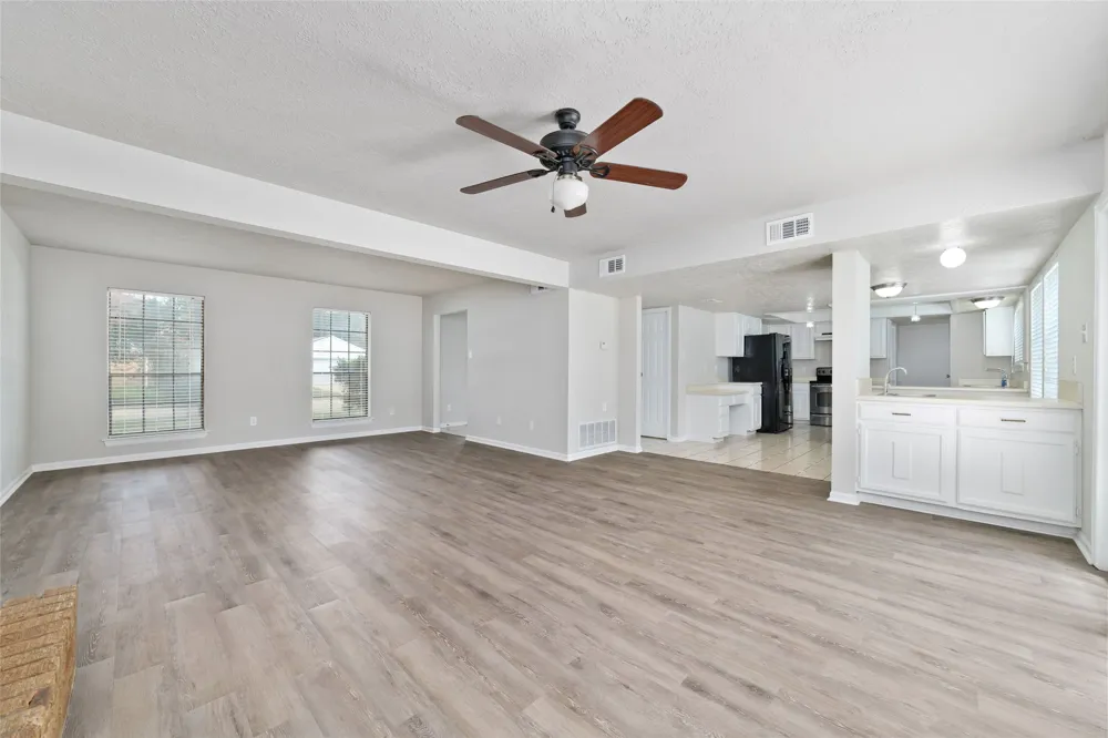 8406 Pine Falls Drive Houston, TX 77095