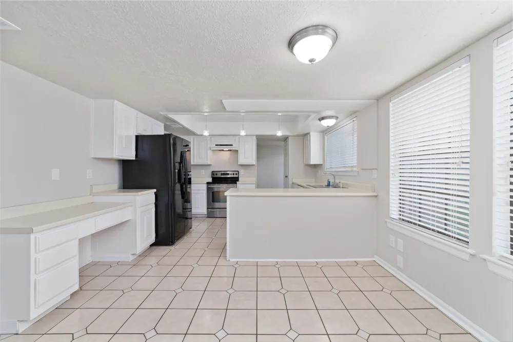 8406 Pine Falls Drive Houston, TX 77095