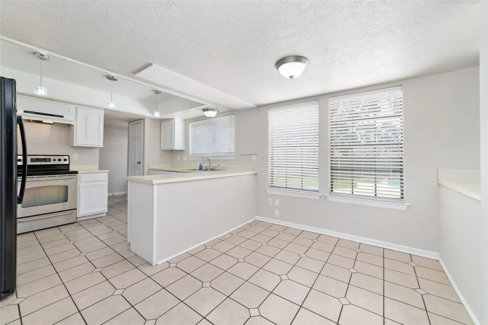8406 Pine Falls Drive Houston, TX 77095