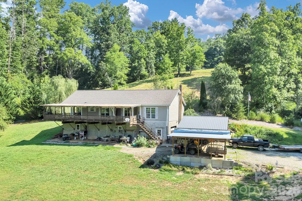 284 Paul Gosnell Road Marshall, NC 28753