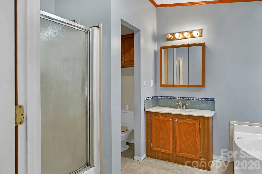 284 Paul Gosnell Road Marshall, NC 28753
