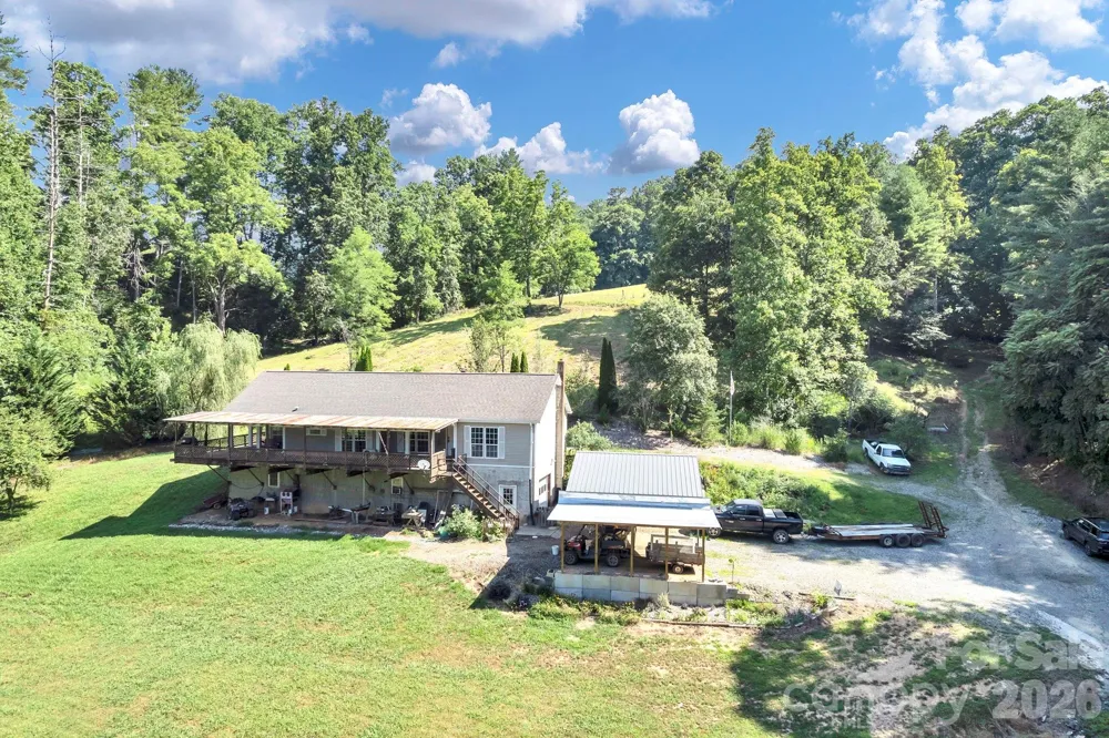 284 Paul Gosnell Road Marshall, NC 28753