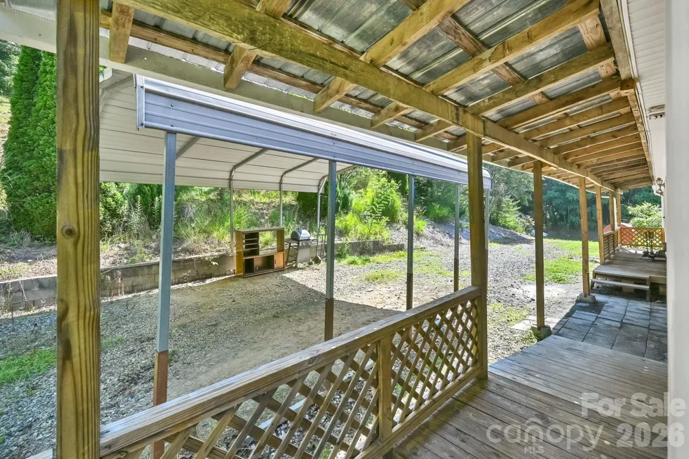 284 Paul Gosnell Road Marshall, NC 28753