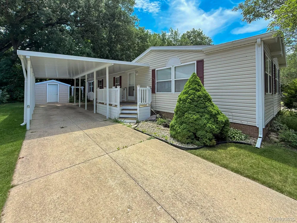 416 Raisin River Drive Adrian City, MI 49221