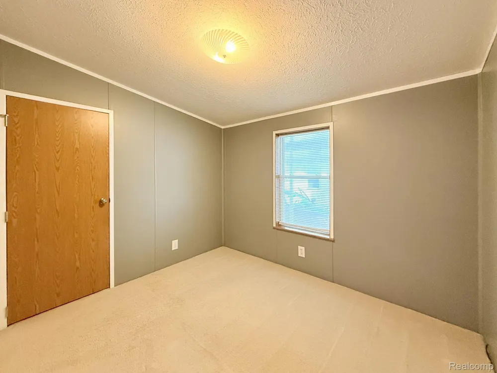 416 Raisin River Drive Adrian City, MI 49221