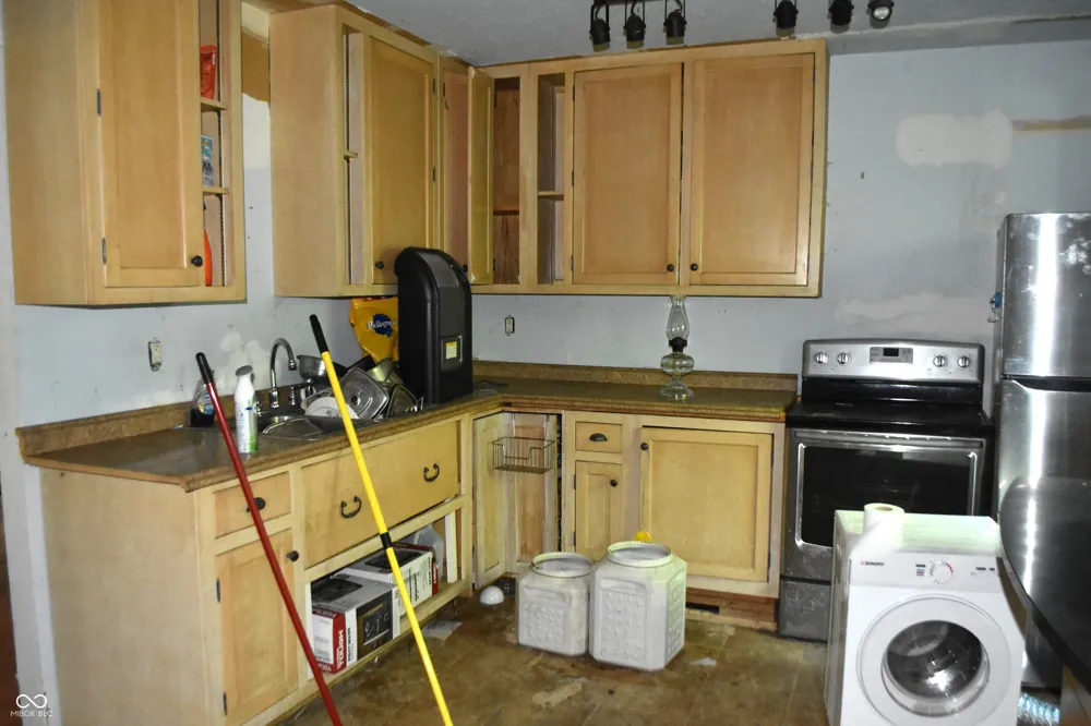 11002 150 E Morristown, IN 46161