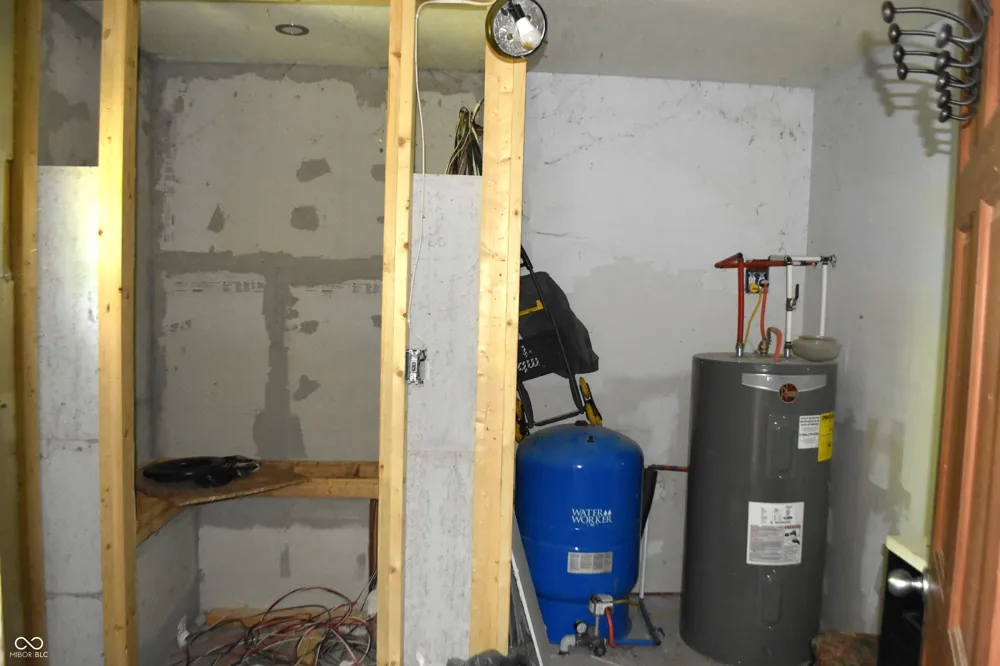 11002 150 E Morristown, IN 46161