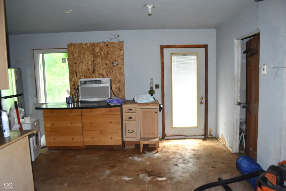 11002 150 E Morristown, IN 46161