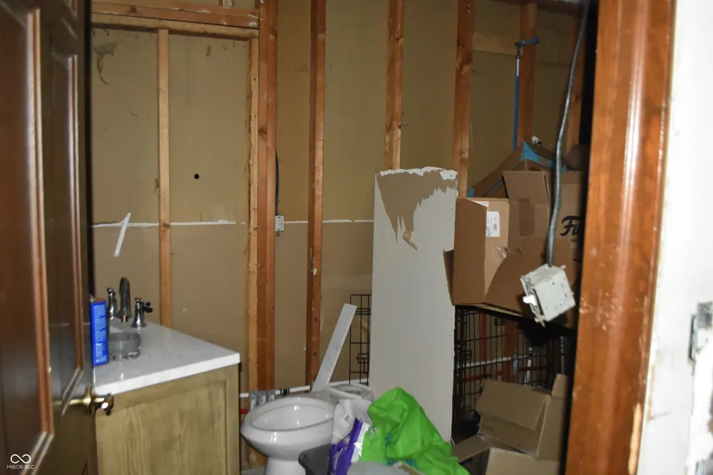 11002 150 E Morristown, IN 46161