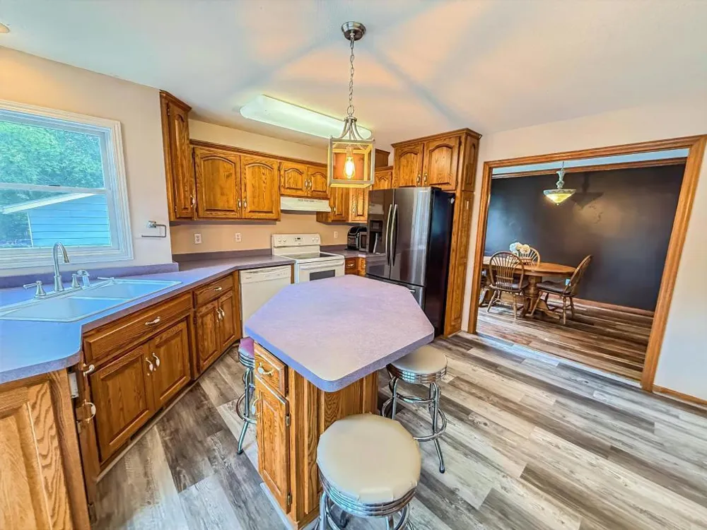 336 9 1/2 STREET Sauk Rapids, MN 56379