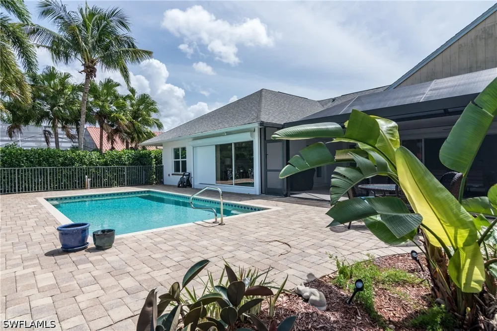 Kings Lake Boulevard Naples, FL 34112