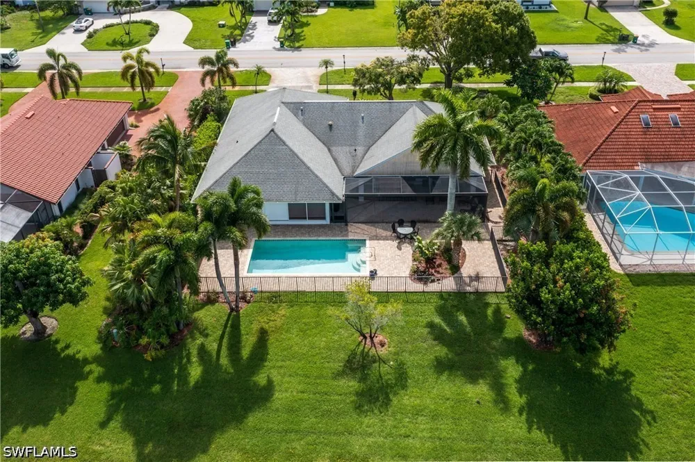 Kings Lake Boulevard Naples, FL 34112