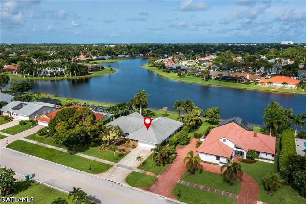 Kings Lake Boulevard Naples, FL 34112