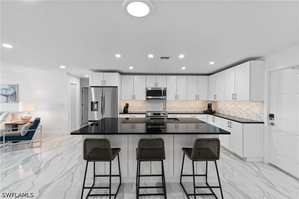 Kings Lake Boulevard Naples, FL 34112