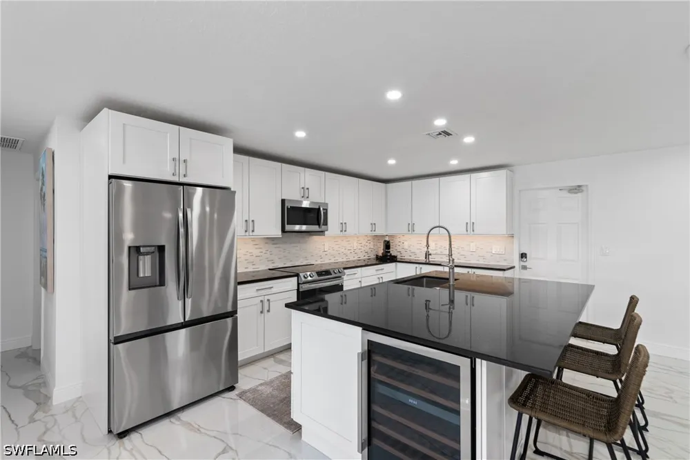 Kings Lake Boulevard Naples, FL 34112