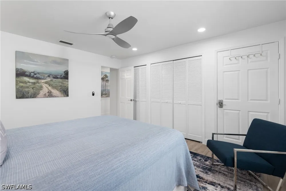 Kings Lake Boulevard Naples, FL 34112