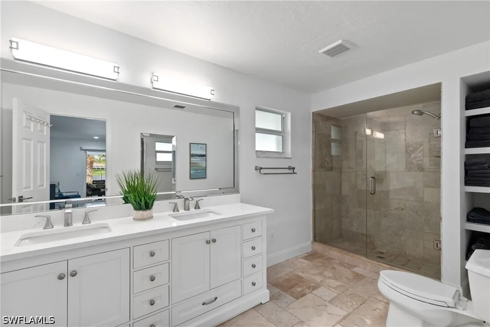 Kings Lake Boulevard Naples, FL 34112