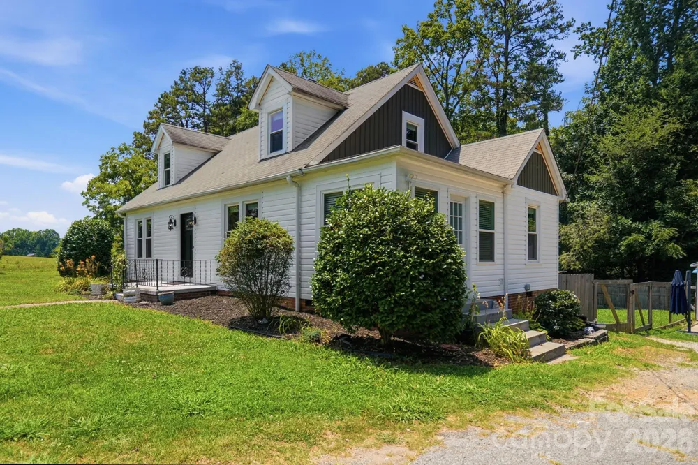 12050 Old Concord Road Rockwell, NC 28138