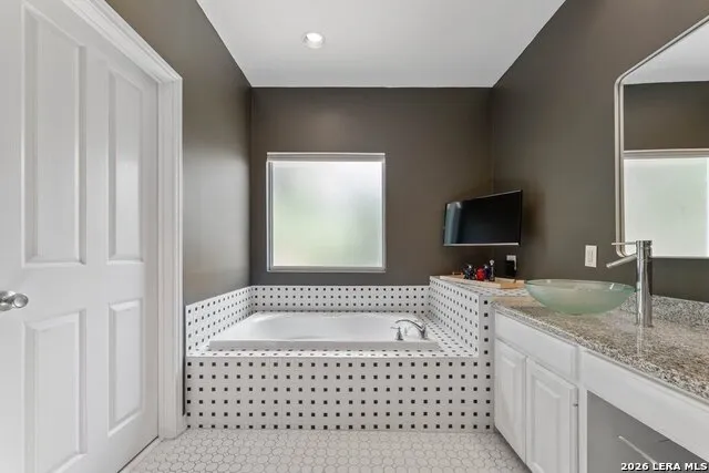 108 Westcourt Ln San Antonio, TX 78257