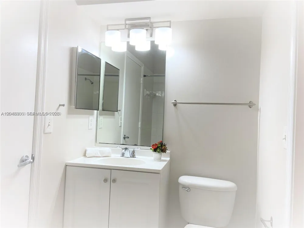 2174 Ensenada Ter Weston, FL 33327