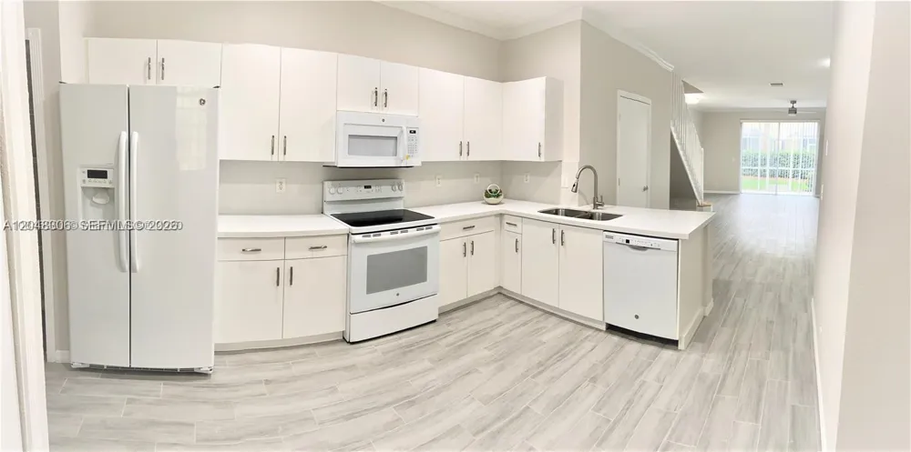2174 Ensenada Ter Weston, FL 33327