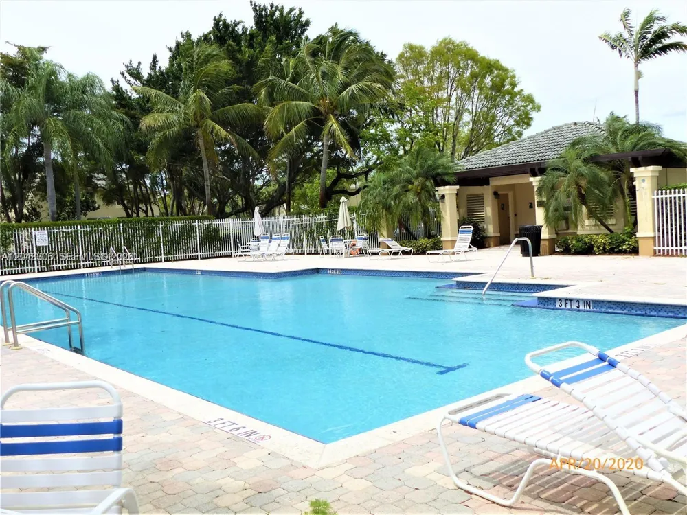 2174 Ensenada Ter Weston, FL 33327