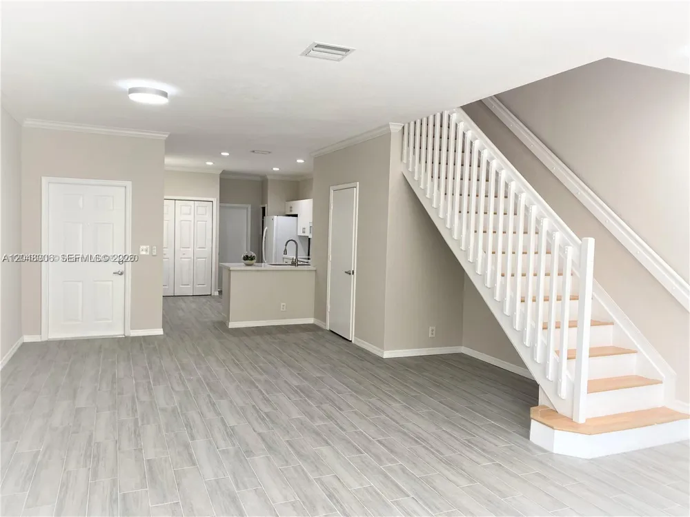 2174 Ensenada Ter Weston, FL 33327