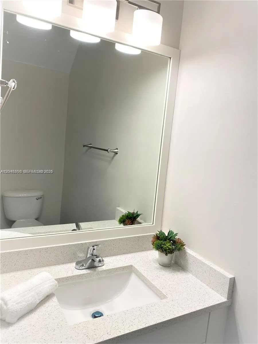 2174 Ensenada Ter Weston, FL 33327