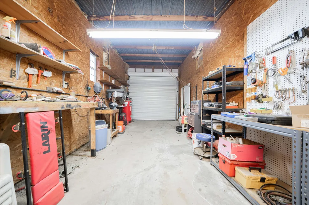 1032 W FM 900 Mount Vernon, TX 75457