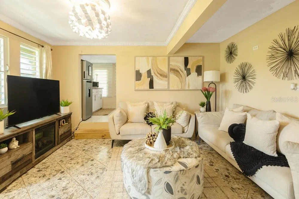 393 MONTE CARMELO Vieques, PR 00765