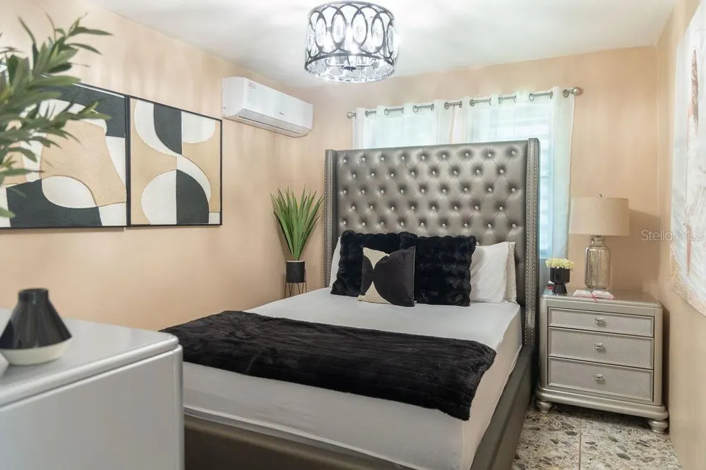 393 MONTE CARMELO Vieques, PR 00765