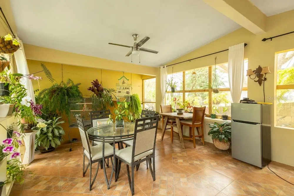 393 MONTE CARMELO Vieques, PR 00765