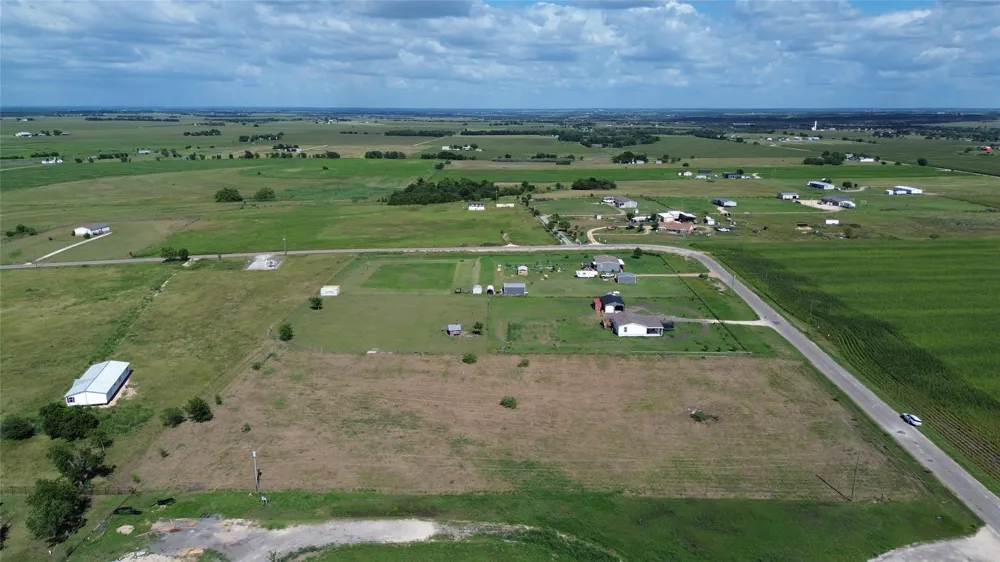 549 County Road 423 #Lot 28 Taylor, TX 76574