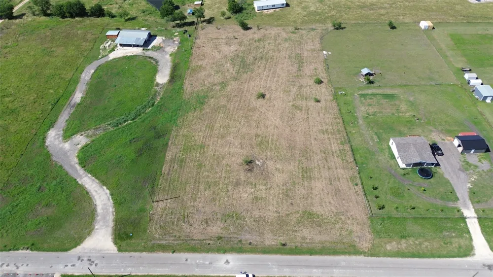 549 County Road 423 #Lot 28 Taylor, TX 76574